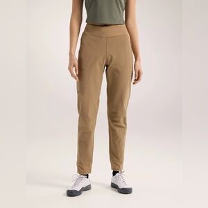 Gamma Hybrid Pant Women’s Size 2